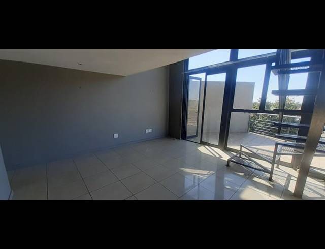 1 BEDROOM APARTMENT FOR SALE IN ROOIHUISKRAAL NORTH